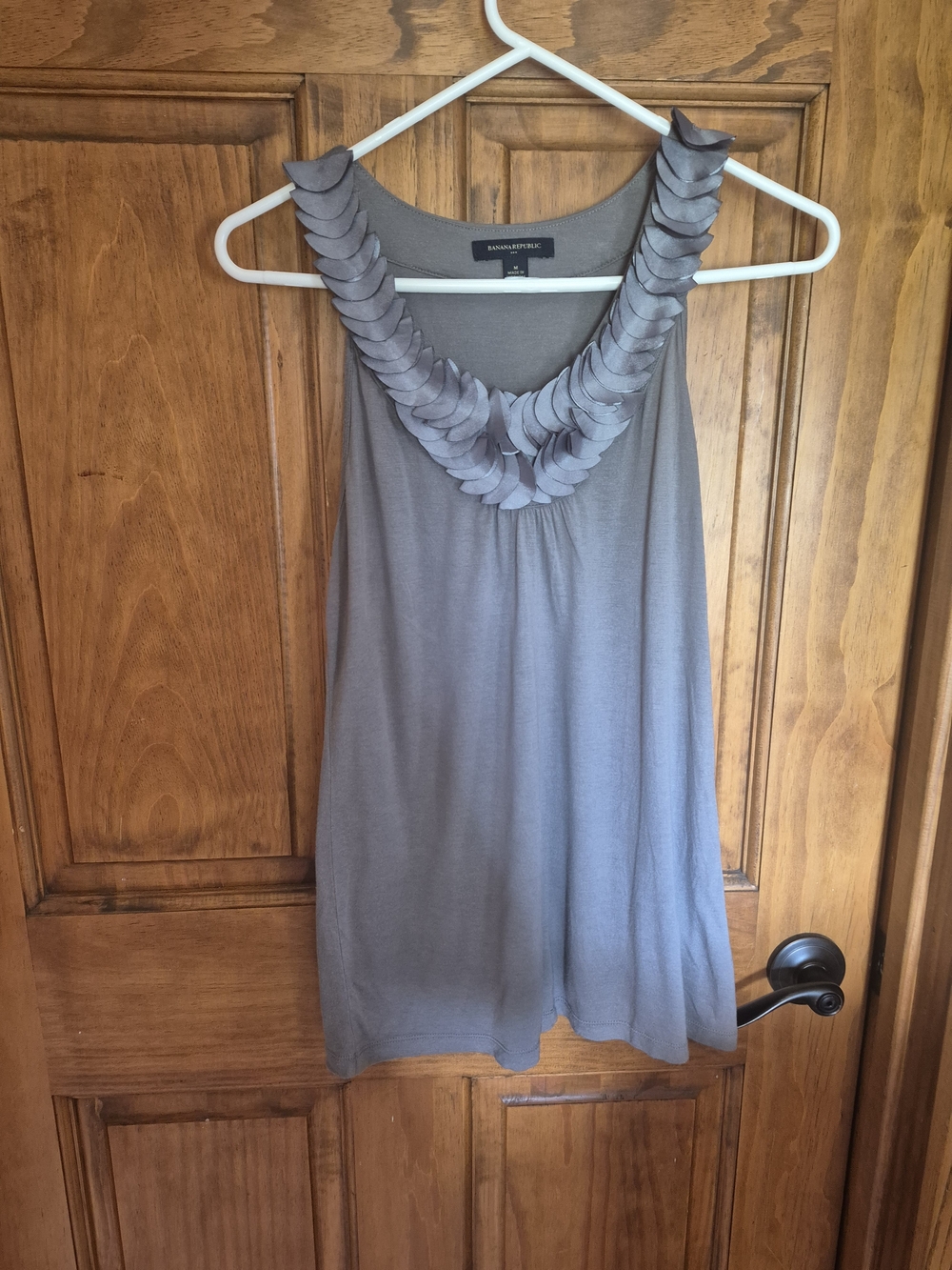 Banana Republic Gray Sleeveless Petal-Neck Tank Top